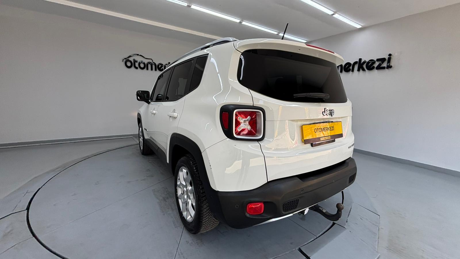 JEEP RENEGADE 8